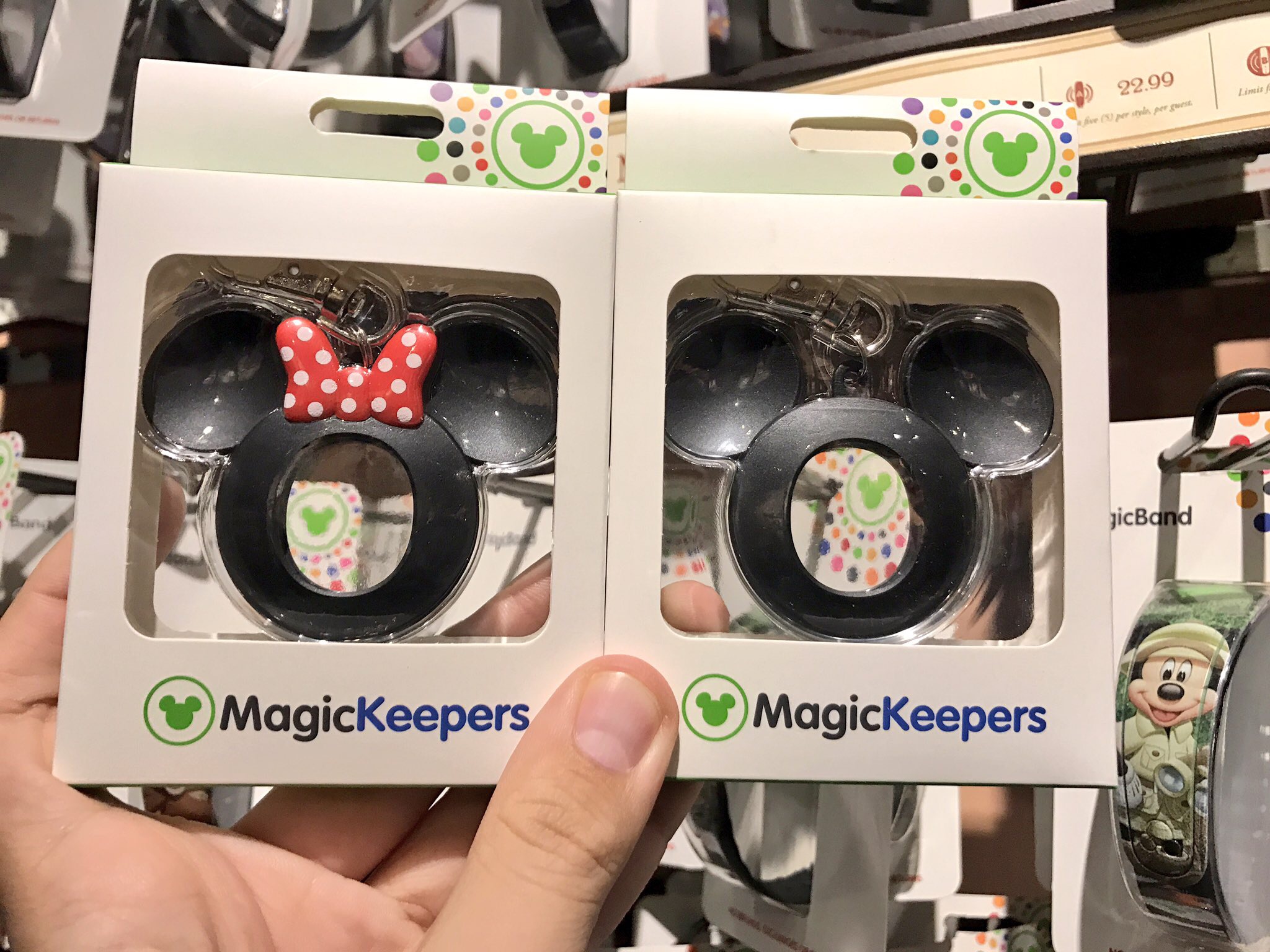 MagicKeeper accessories for the MagicBand 2