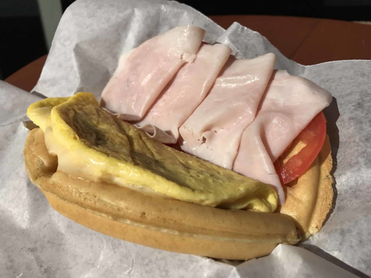 REVIEW: Breakfast Waffle Sandwich at Sleepy Hollow Refreshments, The Magic Kingdom