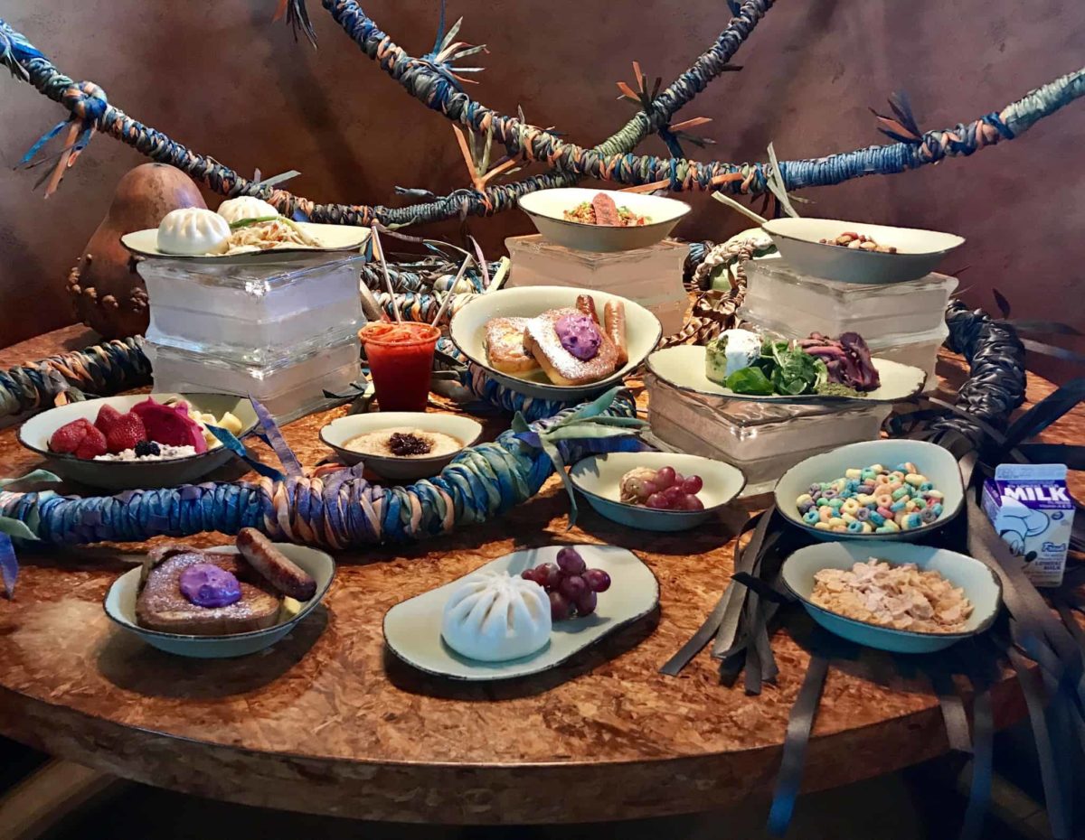 REVIEW: Alcoholic Oatmeal, Breakfast Pods, and Other Unique Eats on Satuli Canteen Breakfast Menu in Pandora: The World of AVATAR