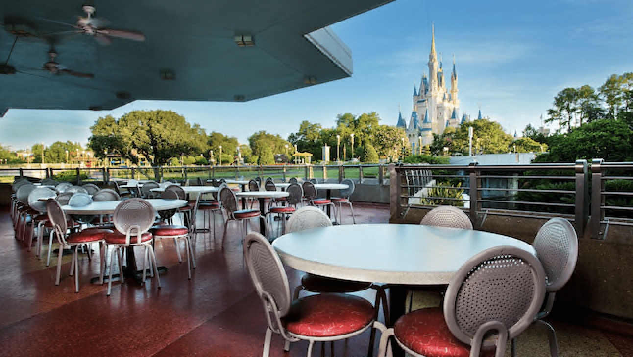 Tomorrowland Terrace Joins Mobile Ordering at Magic Kingdom, Disney Clarifies AP & Other Discounts Not Available