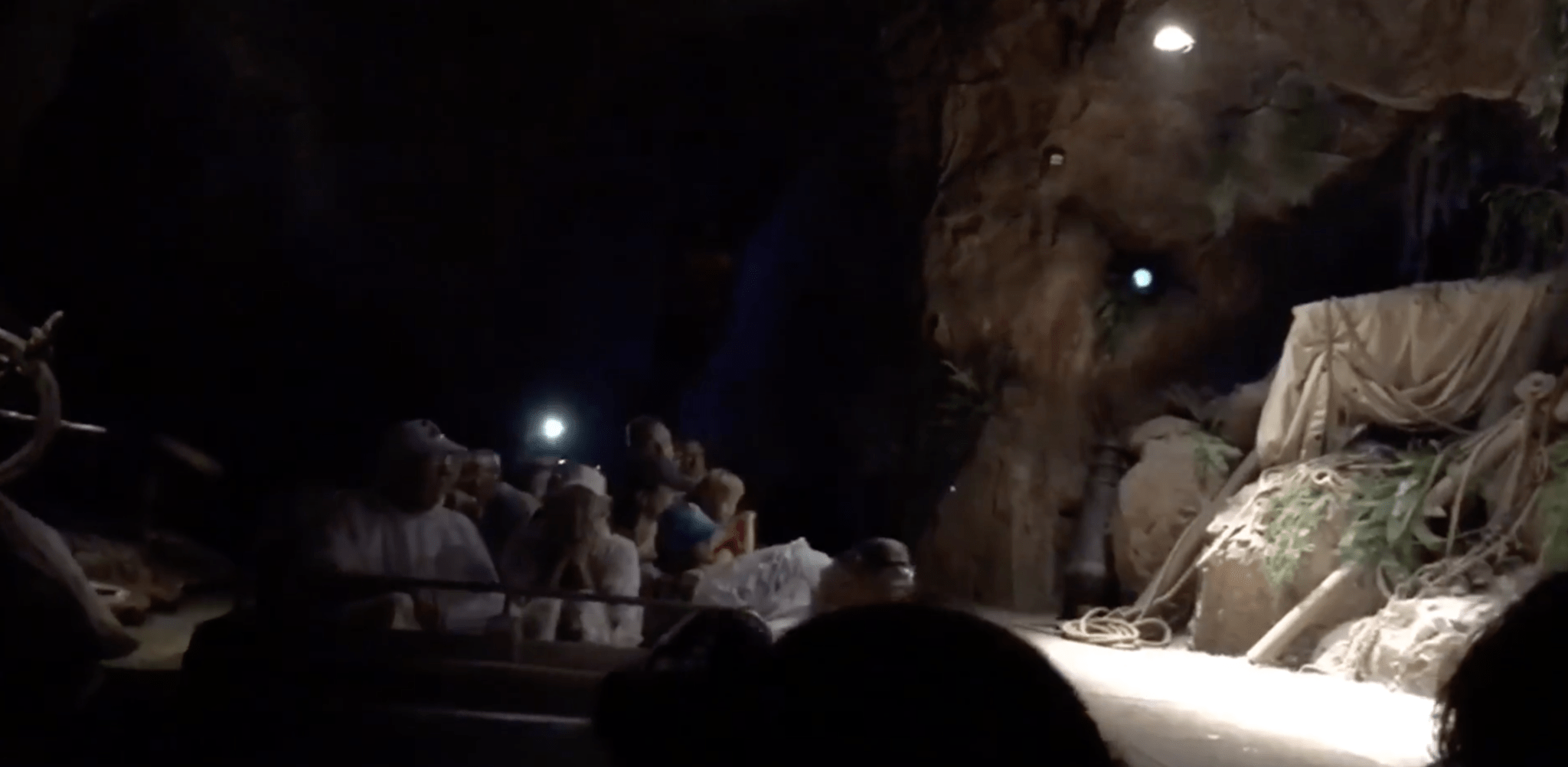 VIDEO: See What Happens During Evacuation of Pirates of the Caribbean at the Magic Kingdom