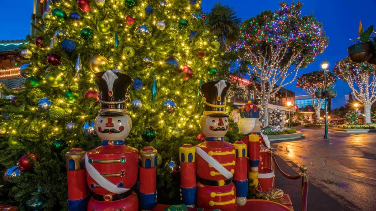 Christmas Experiences Coming to Downtown Disney at Disneyland