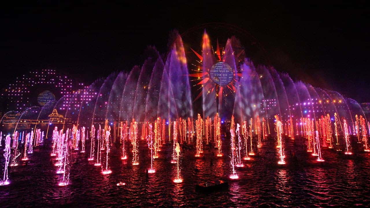 New Year’s Eve Festivities at California Adventure Includes Concerts and Live Music in Cars Land