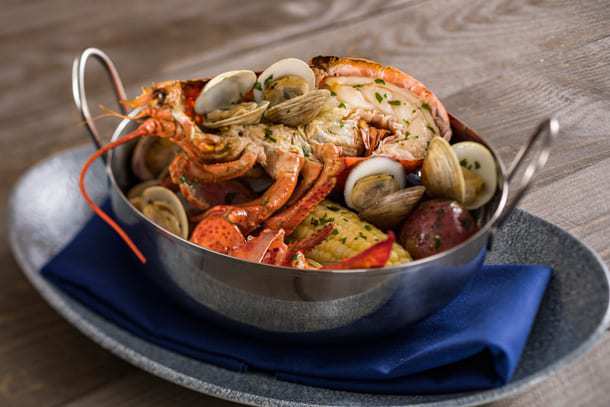 Reservations for Ale & Compass at Yacht Club Resort Now Open