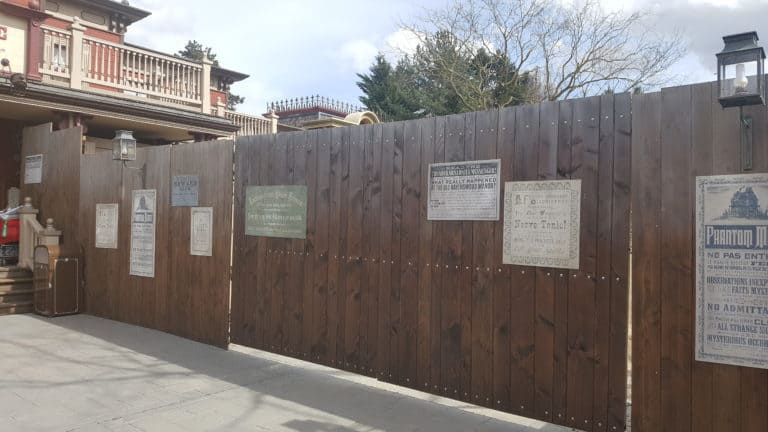 Phantom Manor Disneyland Paris refurbishment, walls with posters from Frontierland. April 2018.