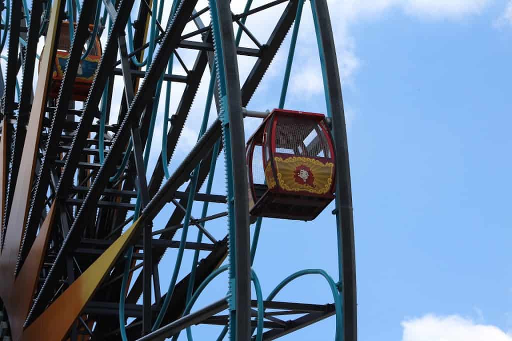 New gondolas added to the Pixar Pal-A-Round