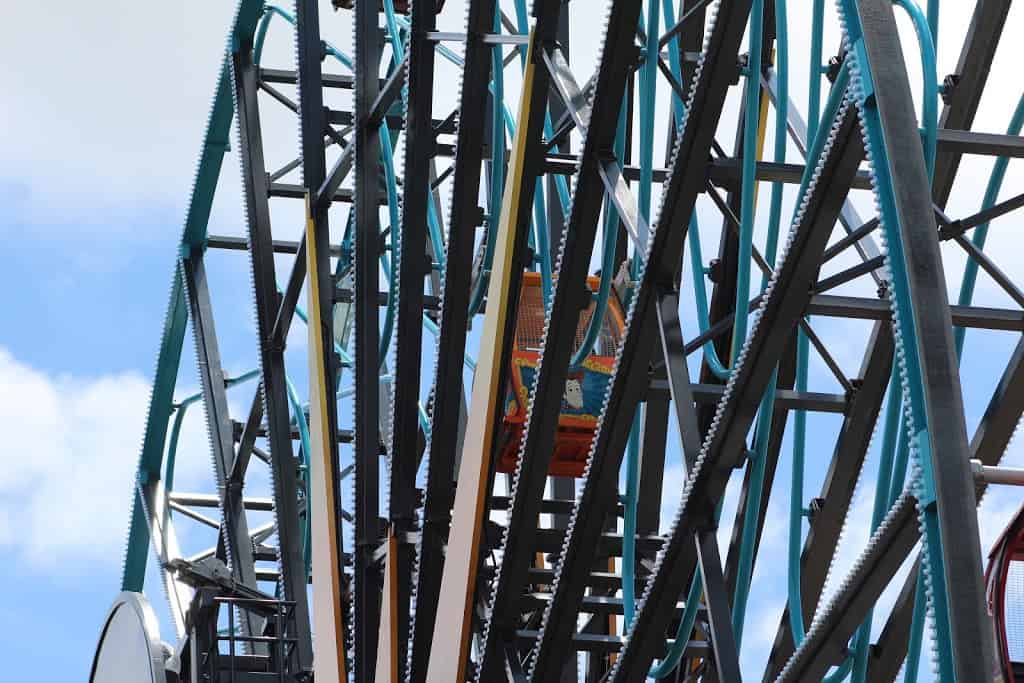 New gondolas added to the Pixar Pal-A-Round