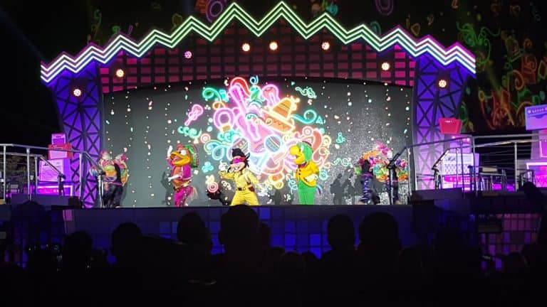 Max Live! at FanDaze, Walt Disney Studios at Disneyland Paris 2018