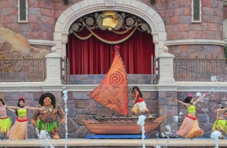 Splashing Summer 2018 at Shanghai Disney Resort, Summer Blast show