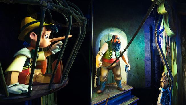 Pinocchio and Stromboli, Pinocchio's Daring Journey