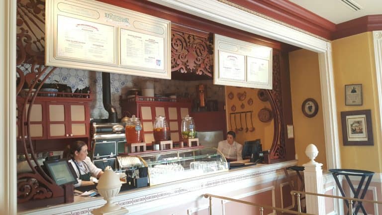 Victoria's Home Style Restaurant, Disneyland Paris, 2018.