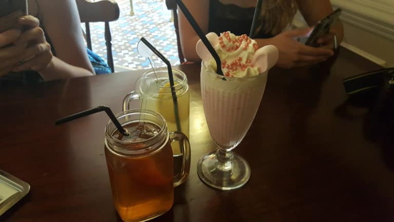 Victoria's Home Style Restaurant, Disneyland Paris, 2018.
