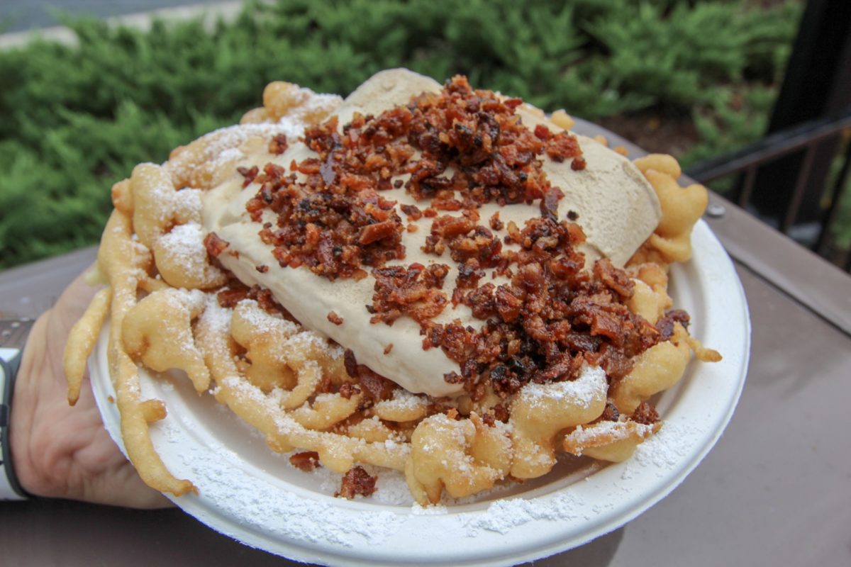 Epcot Food and Wine 2018 Funnel Cake