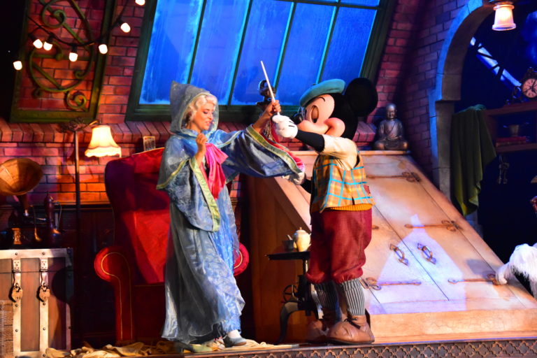 Bibbidi Bobbidi Boo, Mickey and the Magician