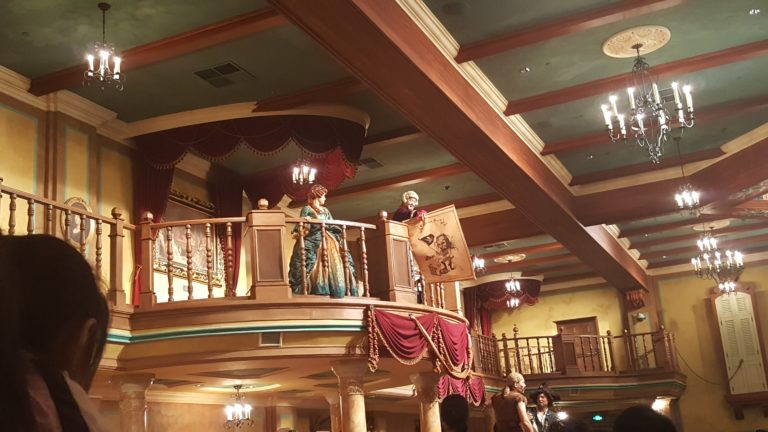 El Teatro Fandango in Treasure Cove at Shanghai Disneyland