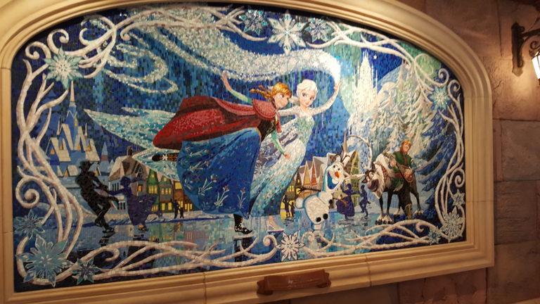 Enchanted Storybook Castle at Shanghai Disneyland 2018 (Frozen)