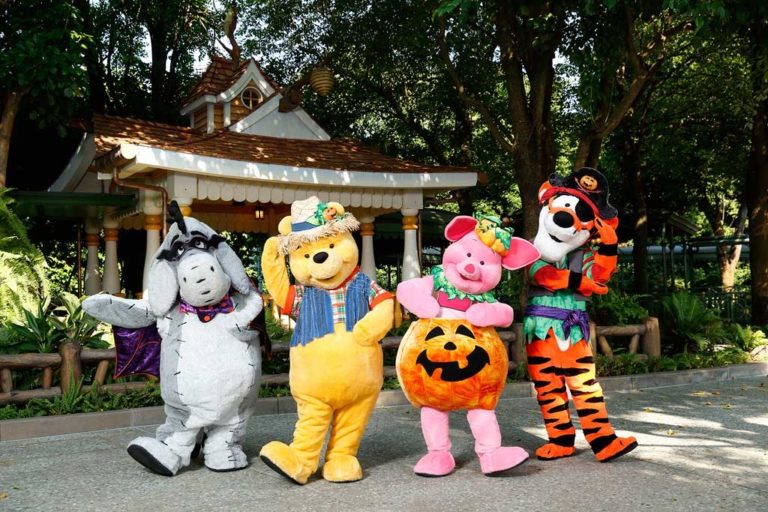 Hong Kong Disneyland Disney Halloween Time 2018