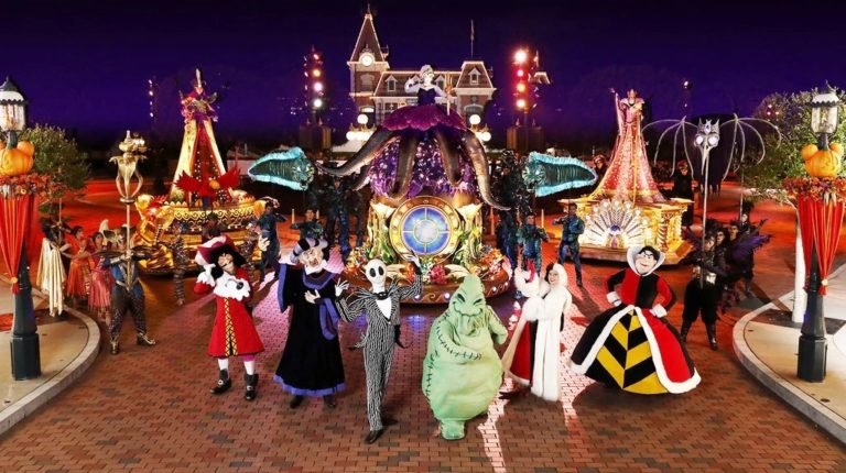 Hong Kong Disneyland Disney Halloween Time 2018