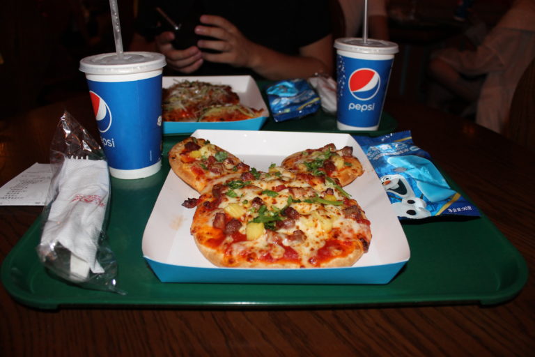 Pizza at Pinocchio Village Kitchen, Shanghai Disneyland, summer 2018