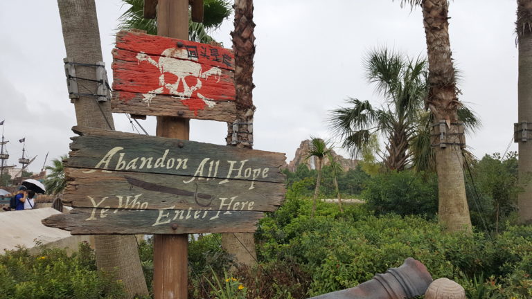 Theming Treasure Cove Shanghai Disneyland