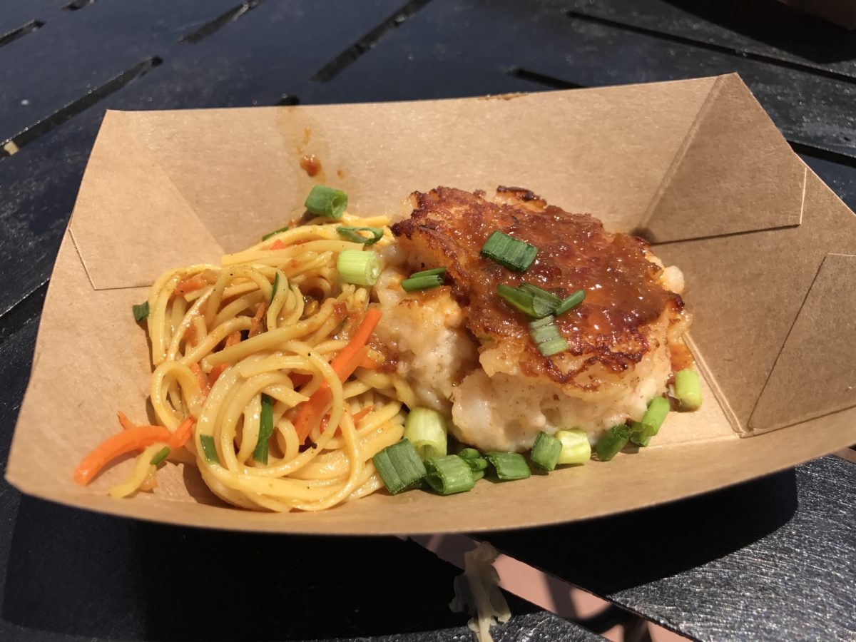 Epcot Food & Wine 2018 Thailand Seared Shrimp and Scallop Cake