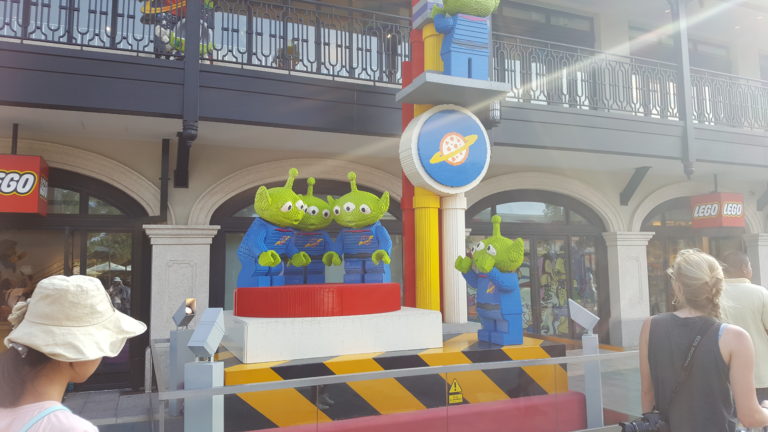 Disneytown Shanghai Diney Resort