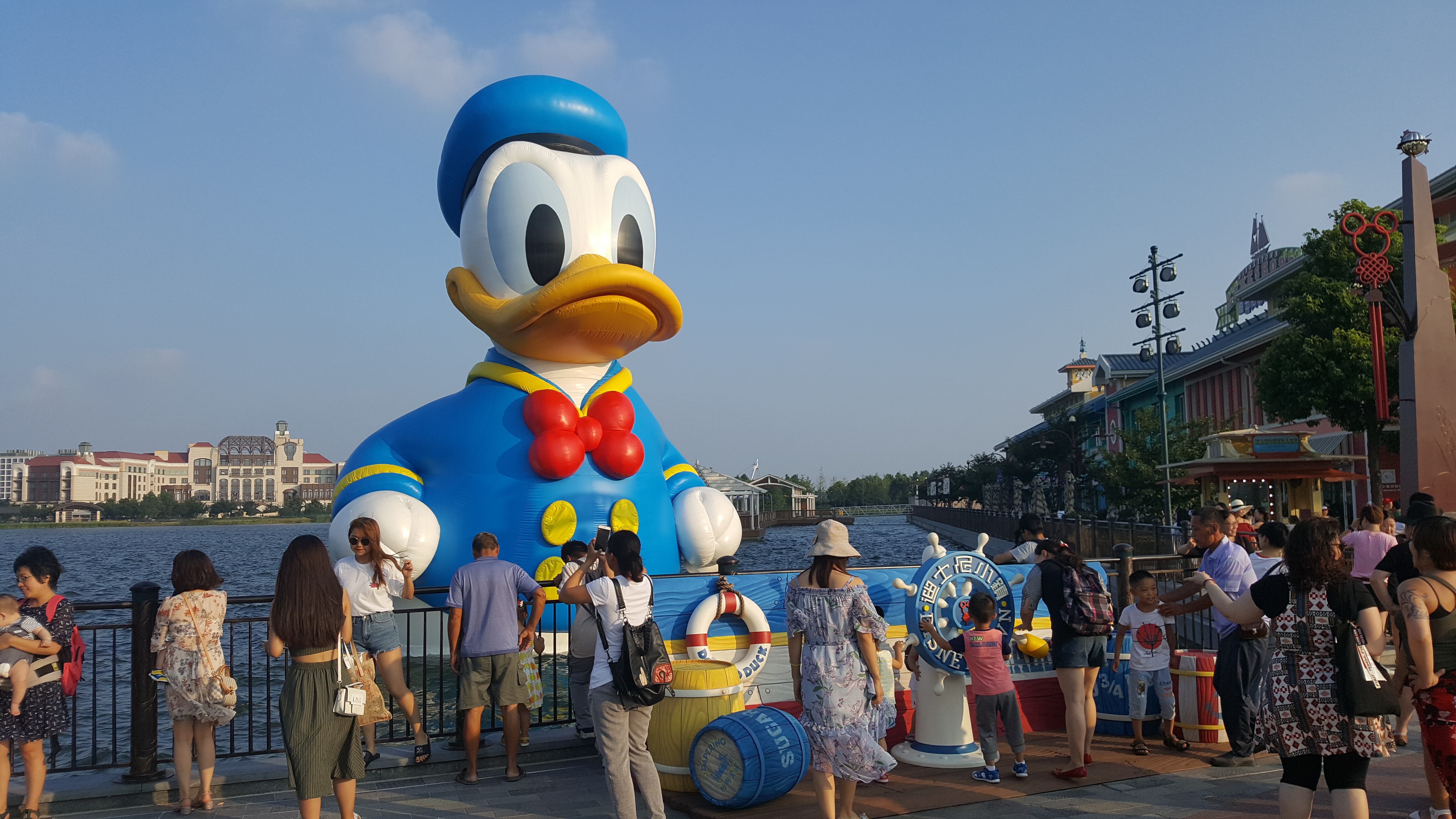 Disneytown Shanghai Diney Resort