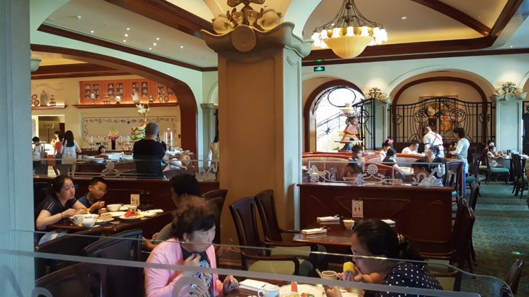 Lumiere's Kitchen in the Shanghai Disneyland Hotel