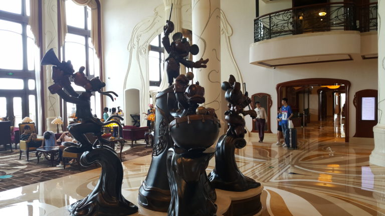 Shanghai Disneyland Hotel entrance