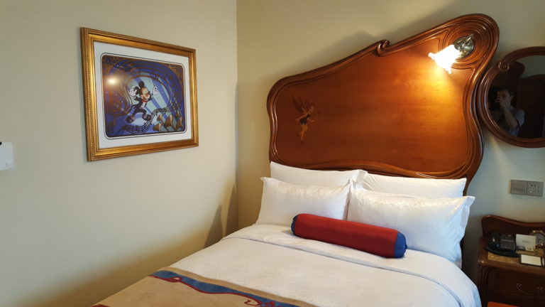 Shanghai Disneyland Hotel room