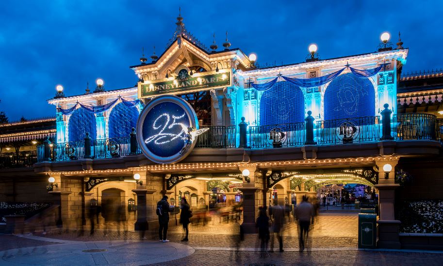 disneyland paris train station 25 anniversary
