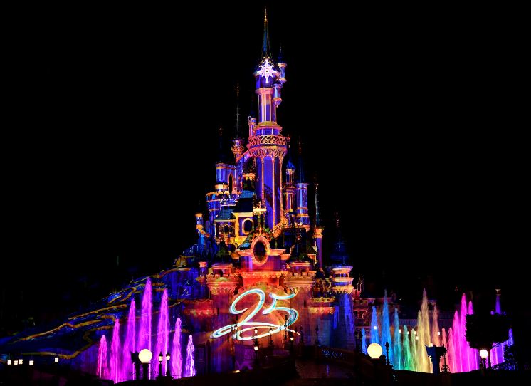 disneyland paris illuminations fireworks 25 anniversary