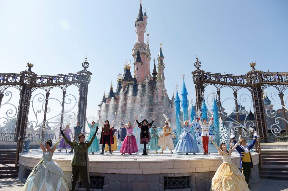 disneyland paris princess starlit princess waltz show