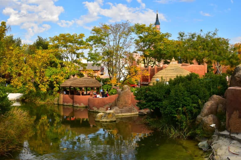 fall color adventureland