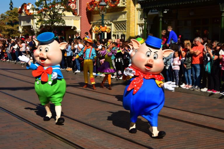 mickey's halloween cavalcade
