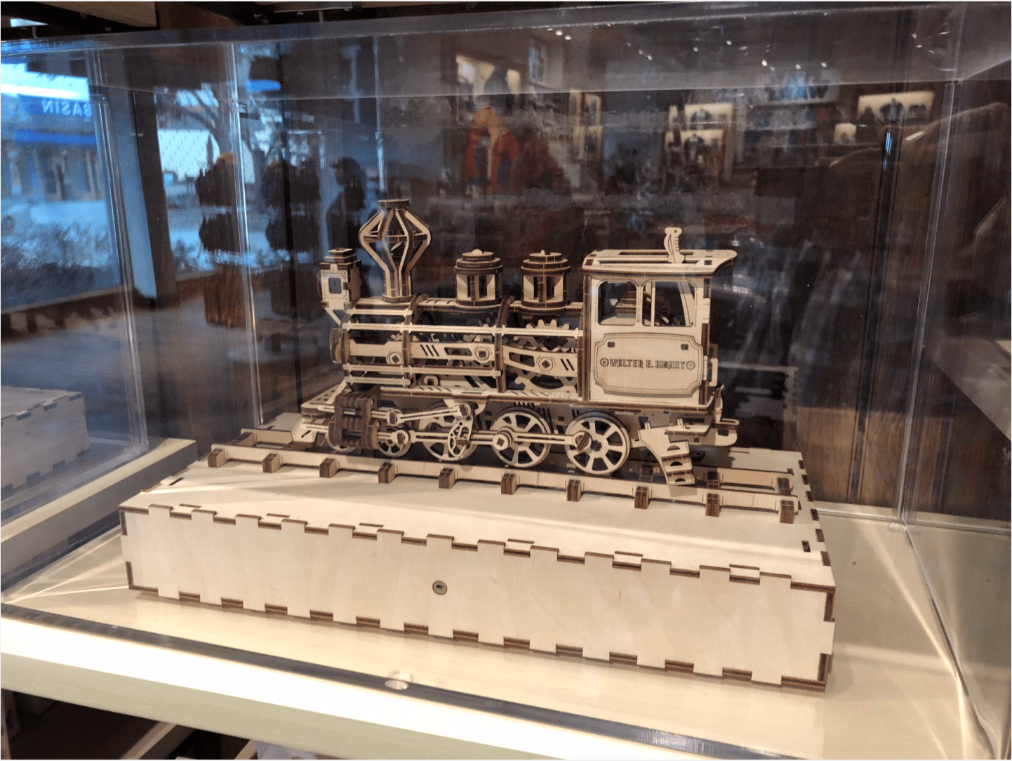 Ugears