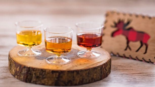 YUKON HOLIDAY KITCHEN (CANADA) beverages