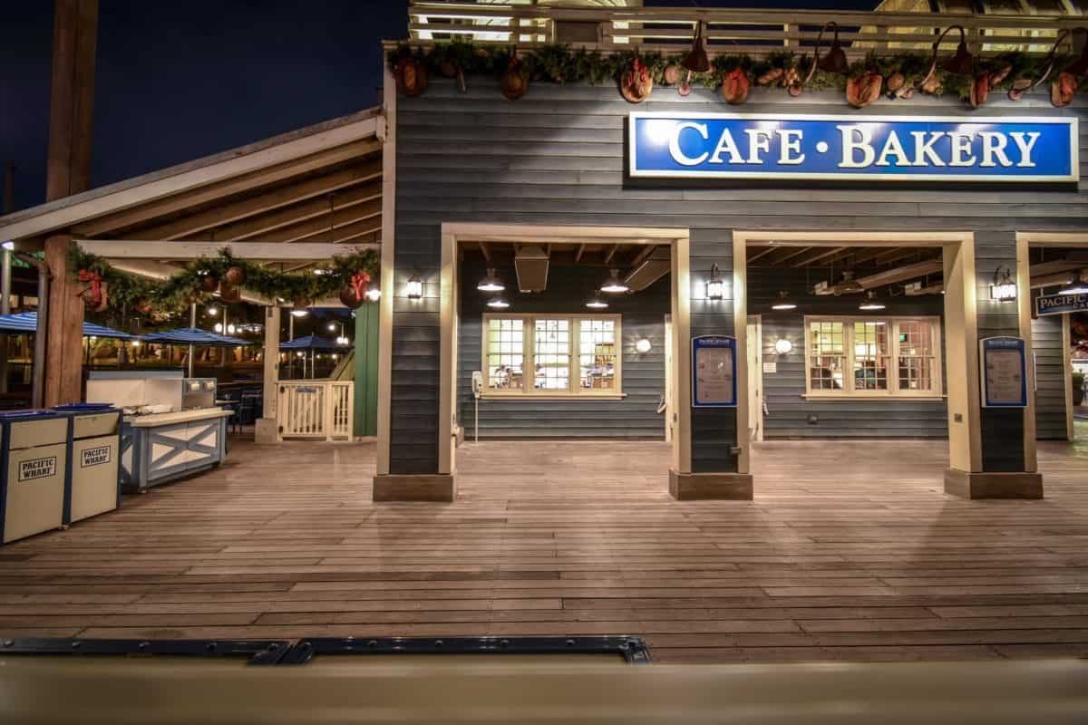 DCA Pacific Wharf Holiday Decor 11/2