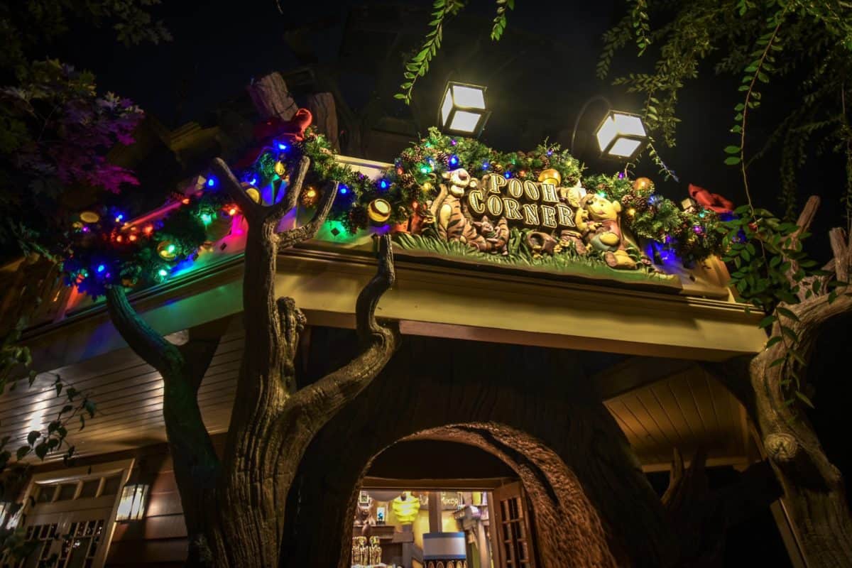 Critter Country Holiday Decor 11/2