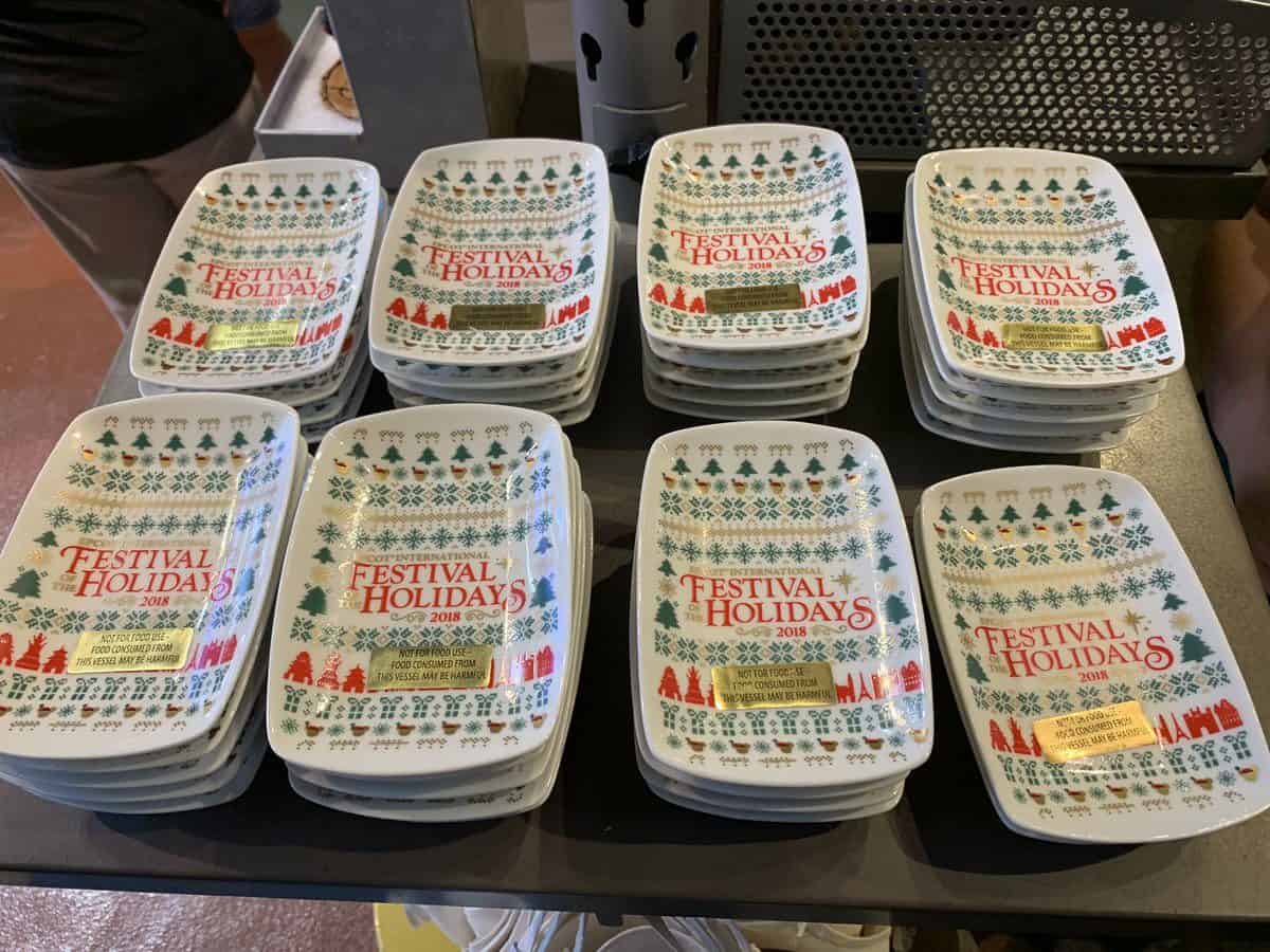  Epcot Festival of the Holidays 2018 Merchandise Decorative Dish $12.99