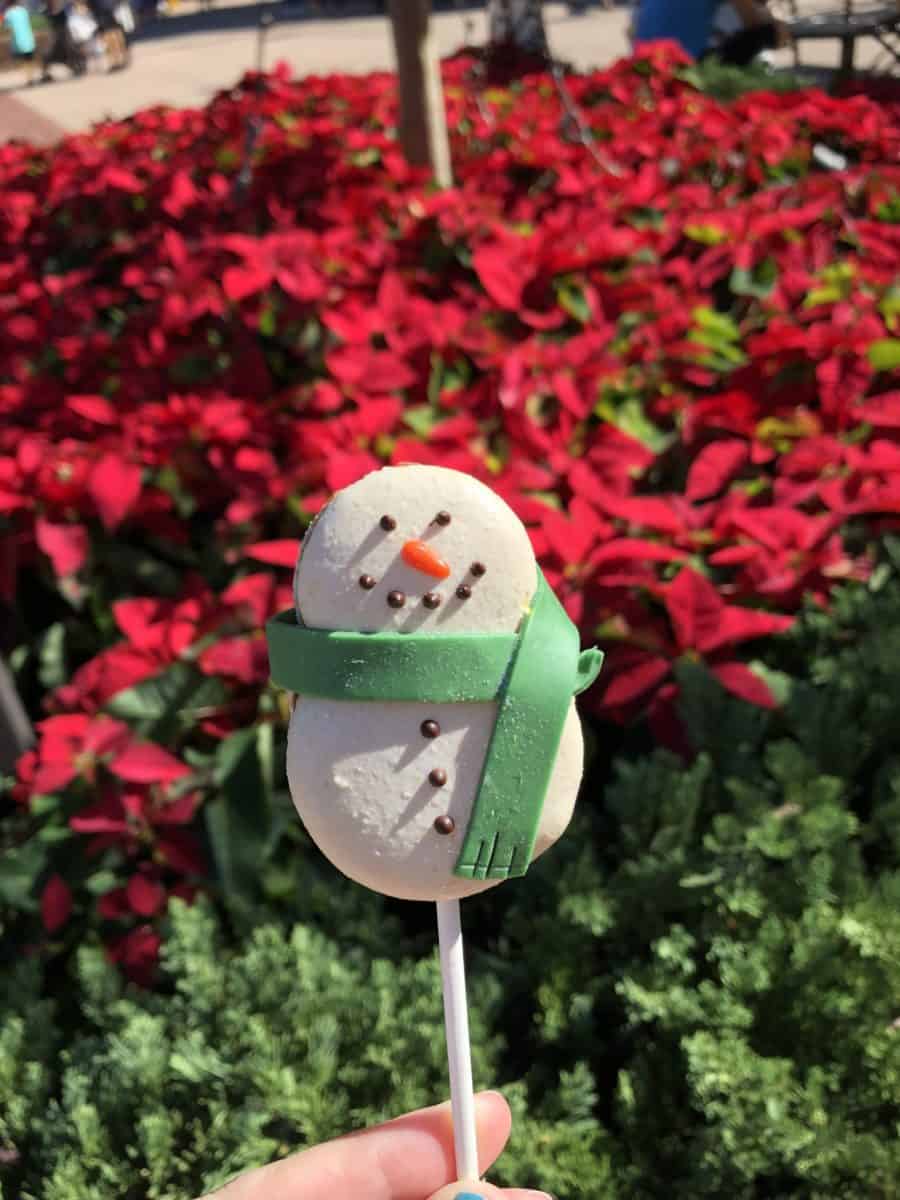 Disney Springs Amorette&rsquo;s Patisserie Snowman Macaron