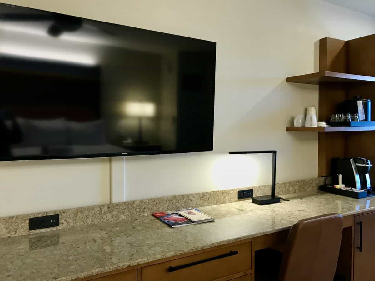 coronado springs king jr suite