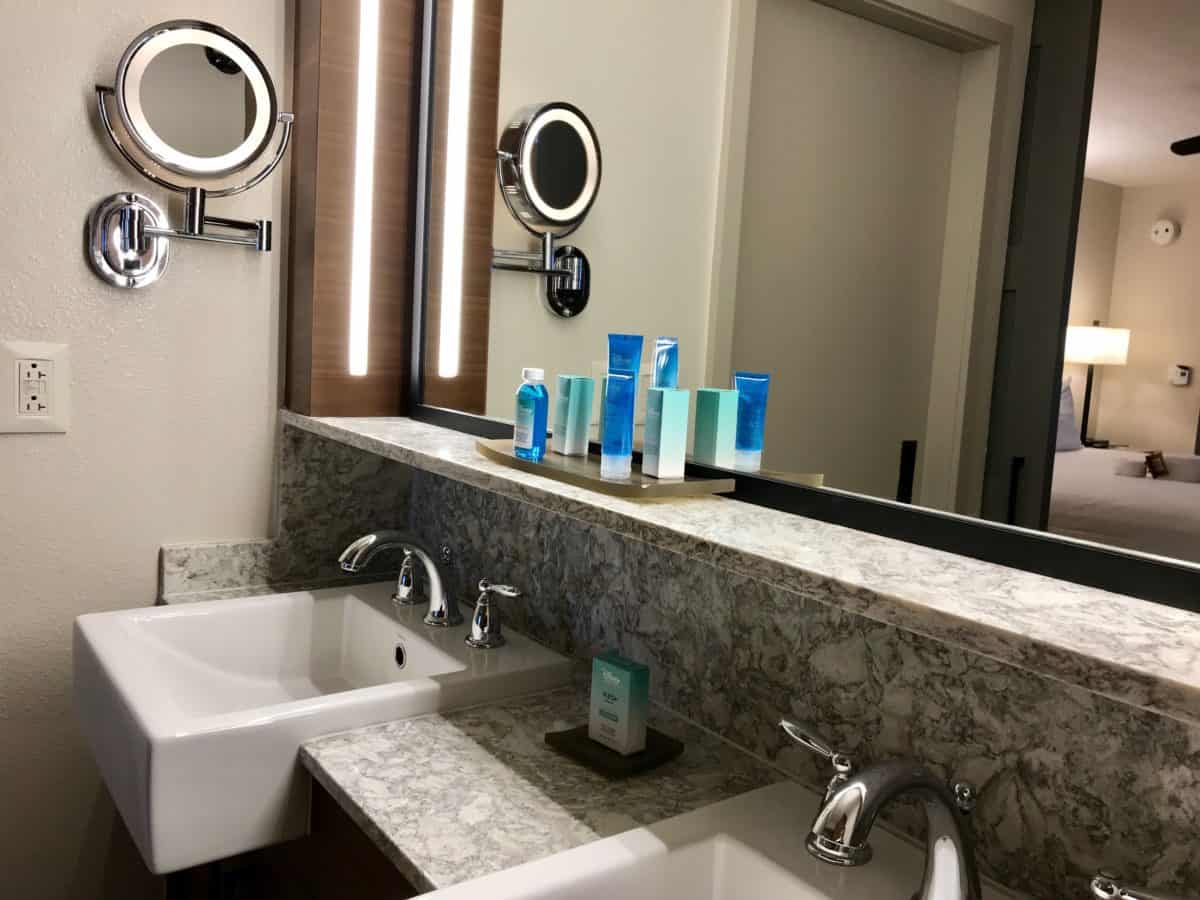 coronado springs king jr suite