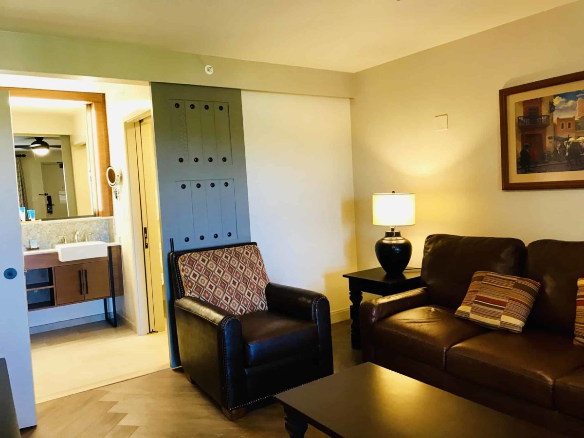 coronado springs king jr suite