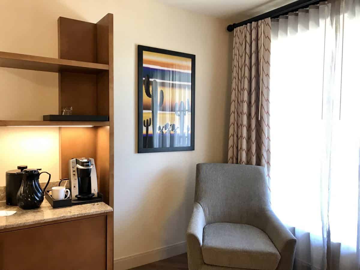 coronado springs king jr suite