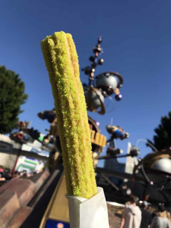 Disneyland, Tomorrowloand, Churro, Holiday