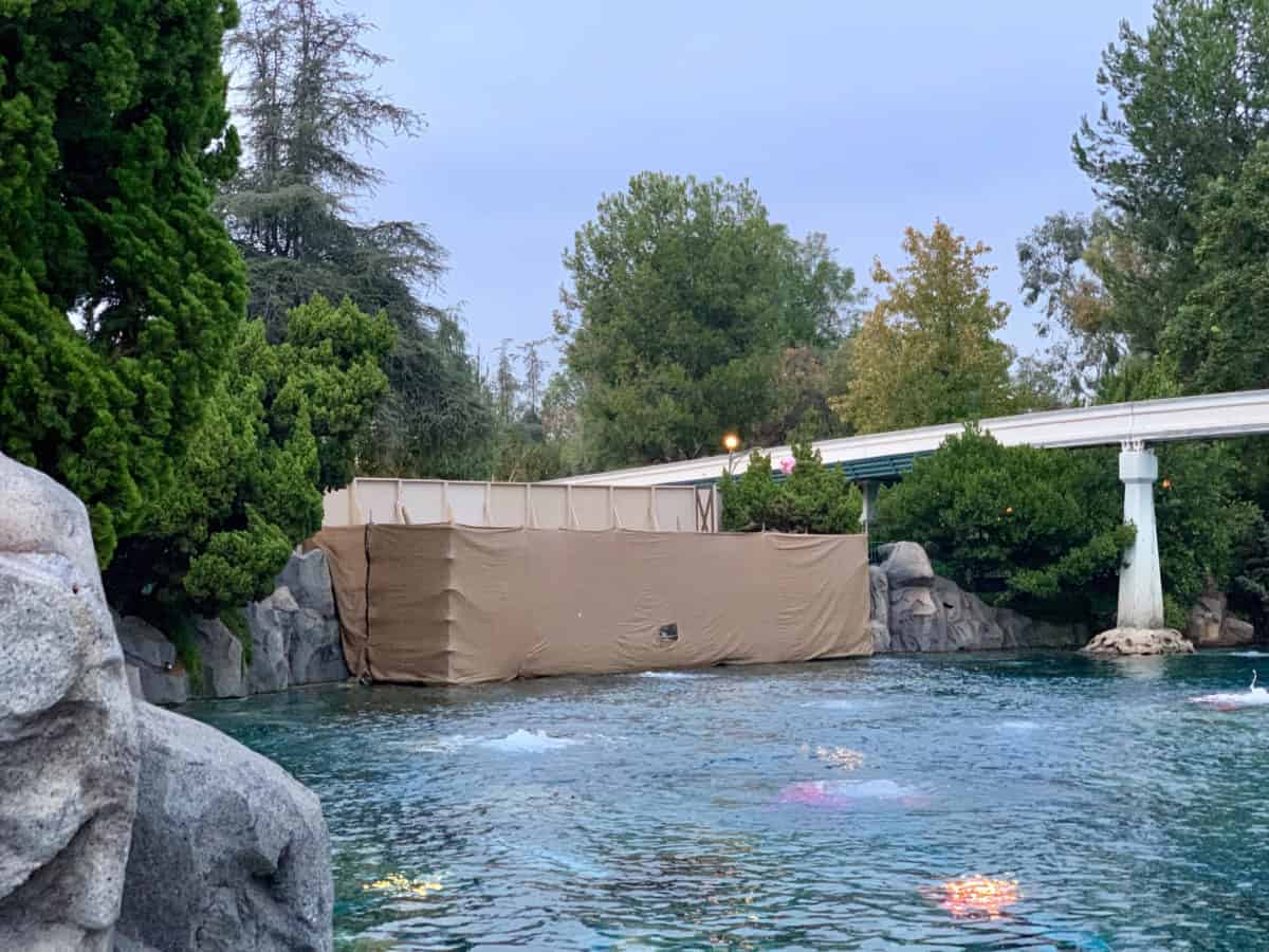 Disneyland Finding Nemo Submarine Voyage Construction