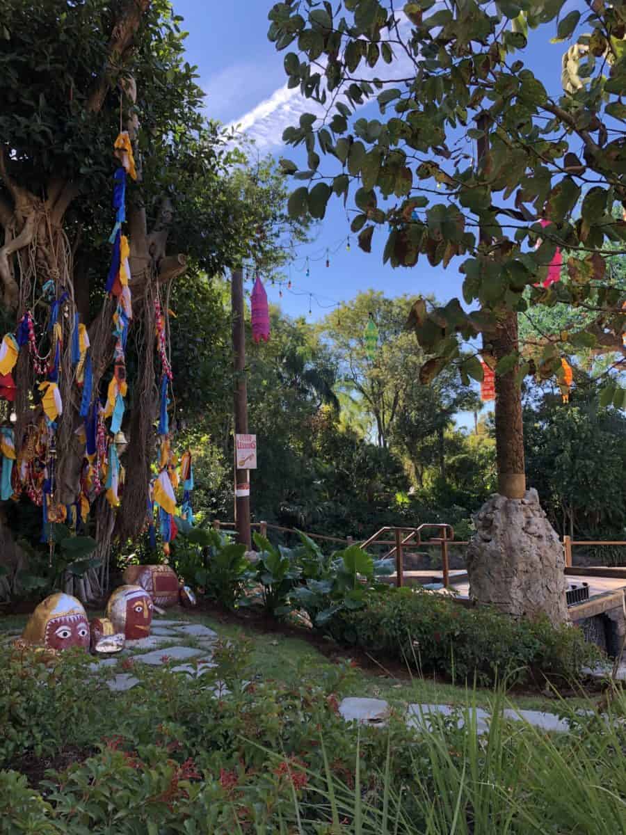 Disney&rsquo;s Animal Kingdom Asia stage area