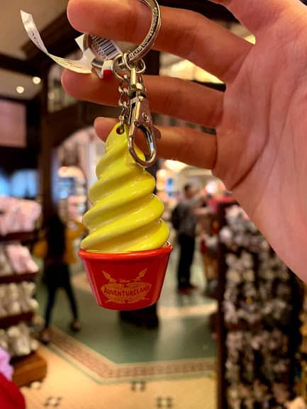 disneyland resort new key chains from main street emporium 