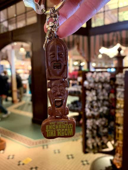 disneyland resort new key chains from main street emporium 